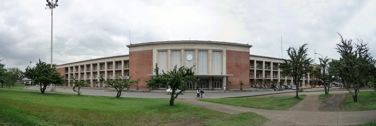 ESTACION FERROCARRIL 